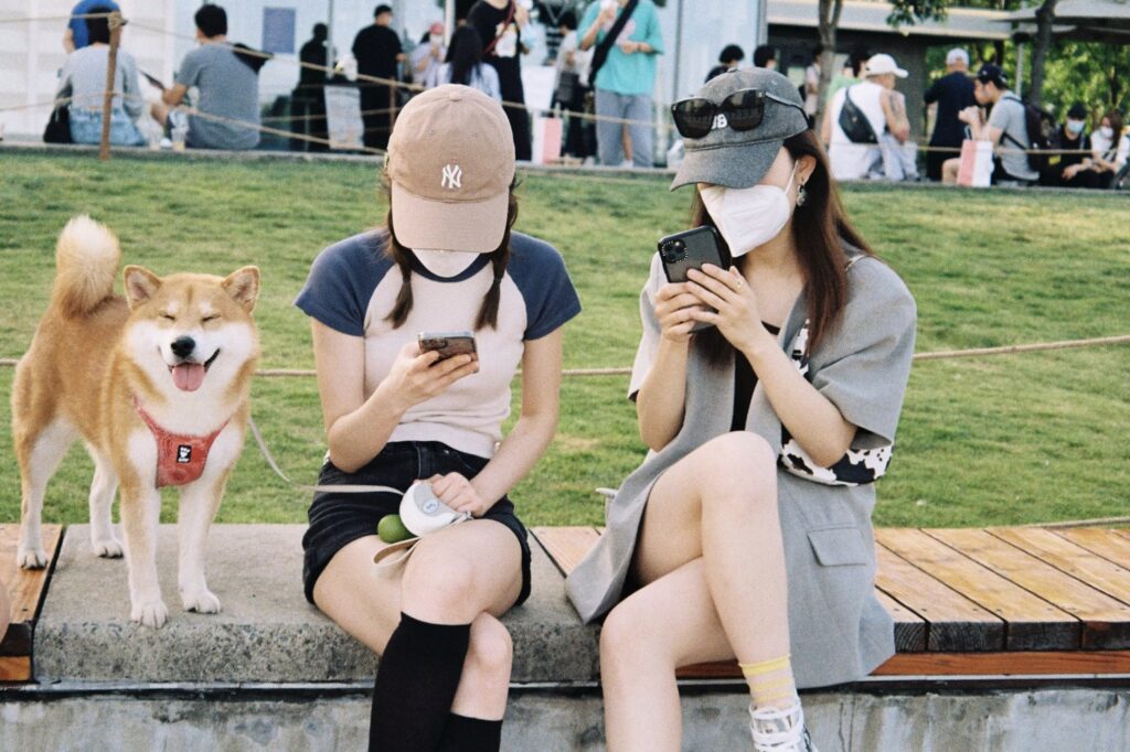 future 1 Virtual Friendships